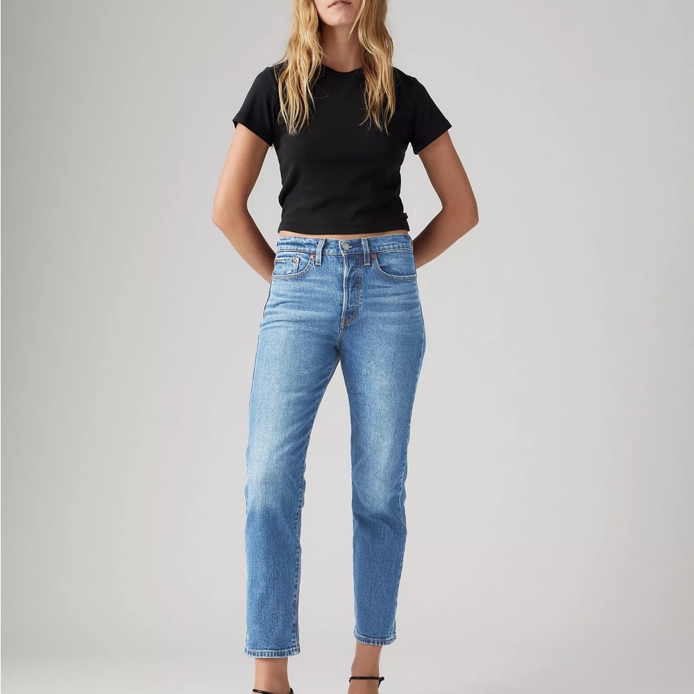 Levi's Women's Wedgie Fit Straight Leg Jeans